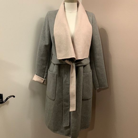 BCBGMaxAzria Jackets & Blazers - BCBGMAXAZRIA Women’s Wool Wrap Coat- size XS